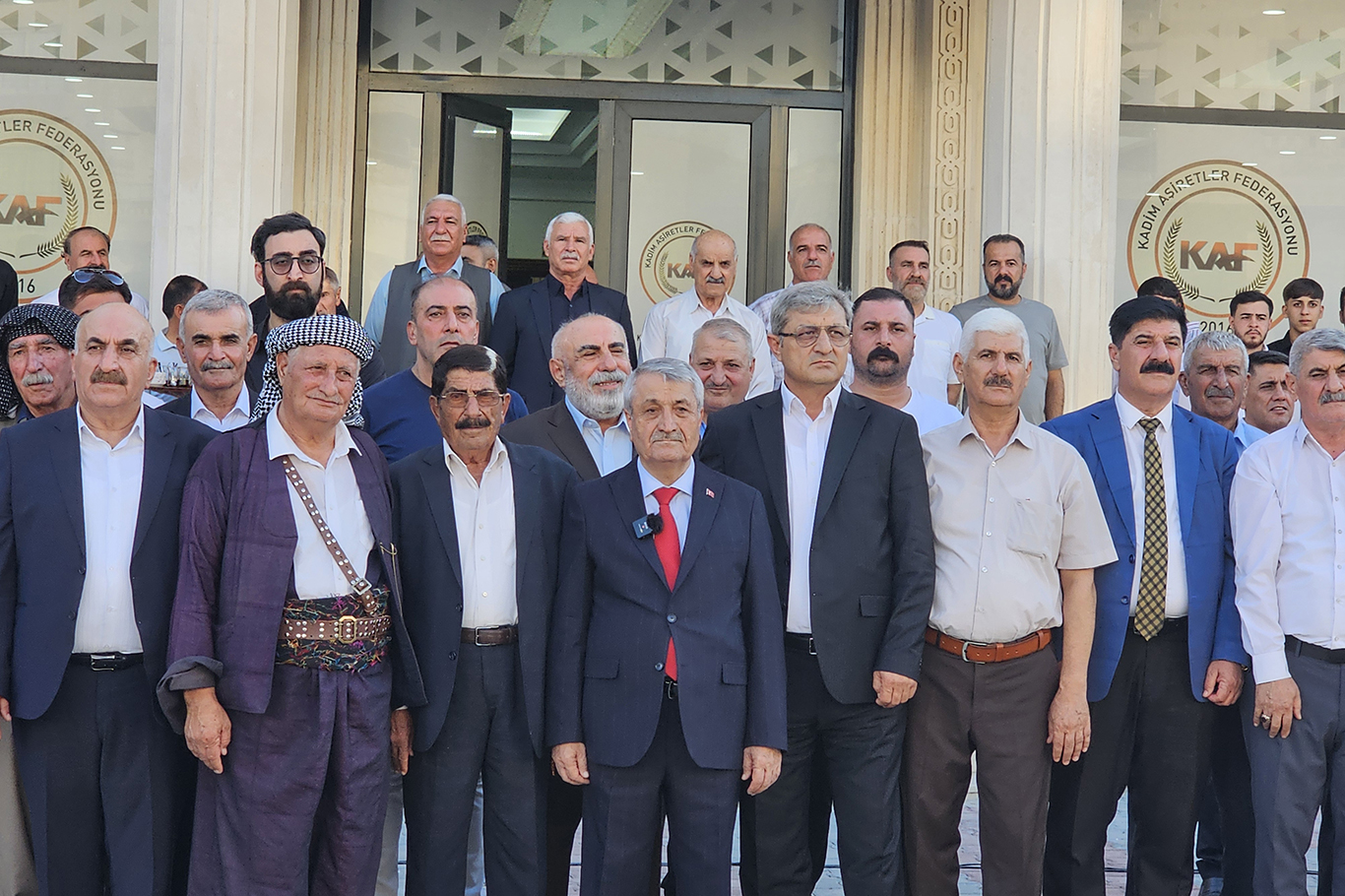 Şırnak’ta aşiret liderleri ve kanaat önderlerinden "Çerçeve Yasaya" destek
