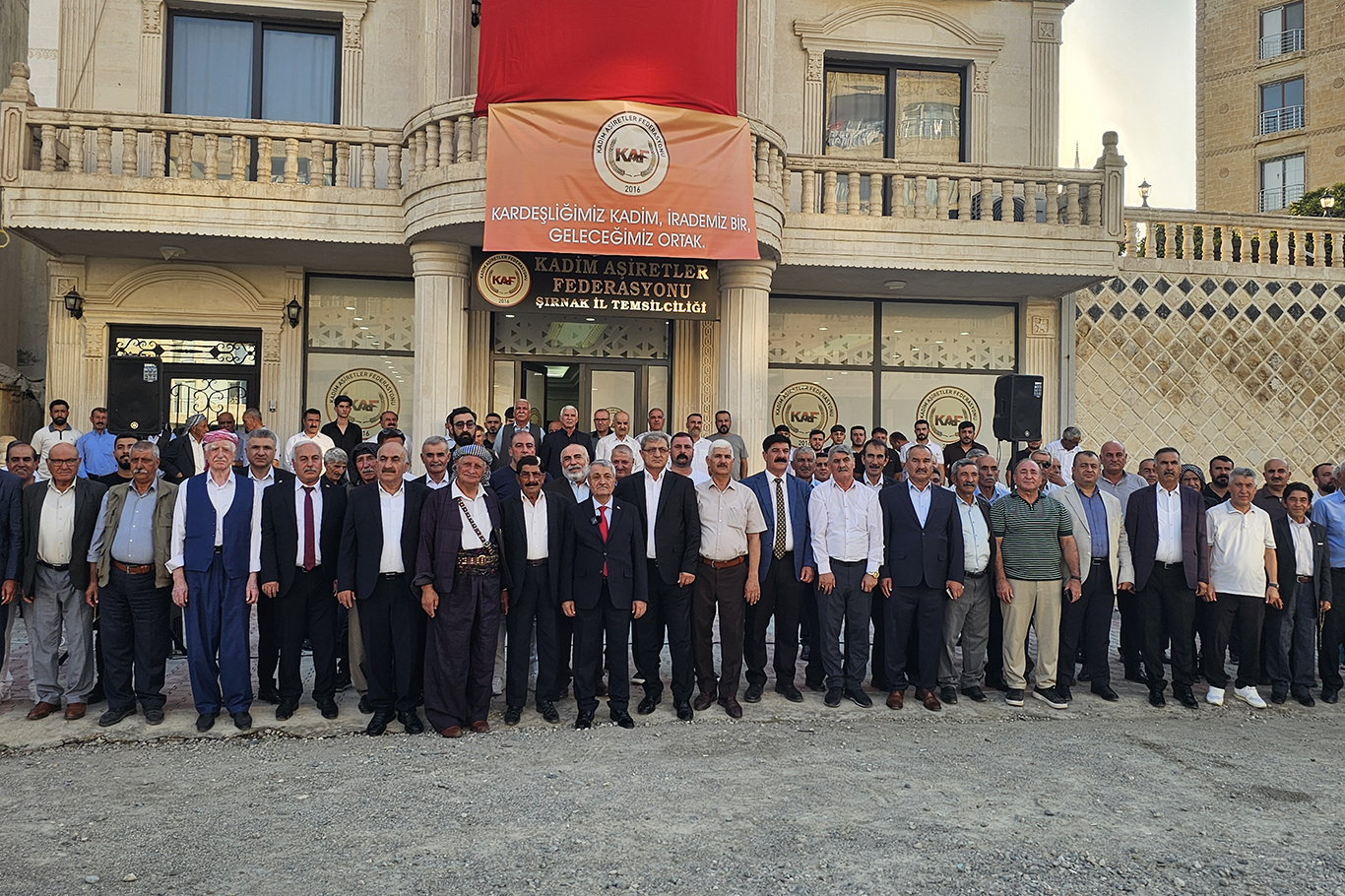 Şırnak’ta aşiret liderleri ve kanaat önderlerinden "Çerçeve Yasaya" destek