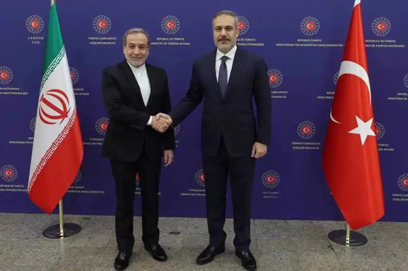 فیدان، وزیر امور خارجه، با همتای ایرانی خود، عراقچی، دیدار کرد