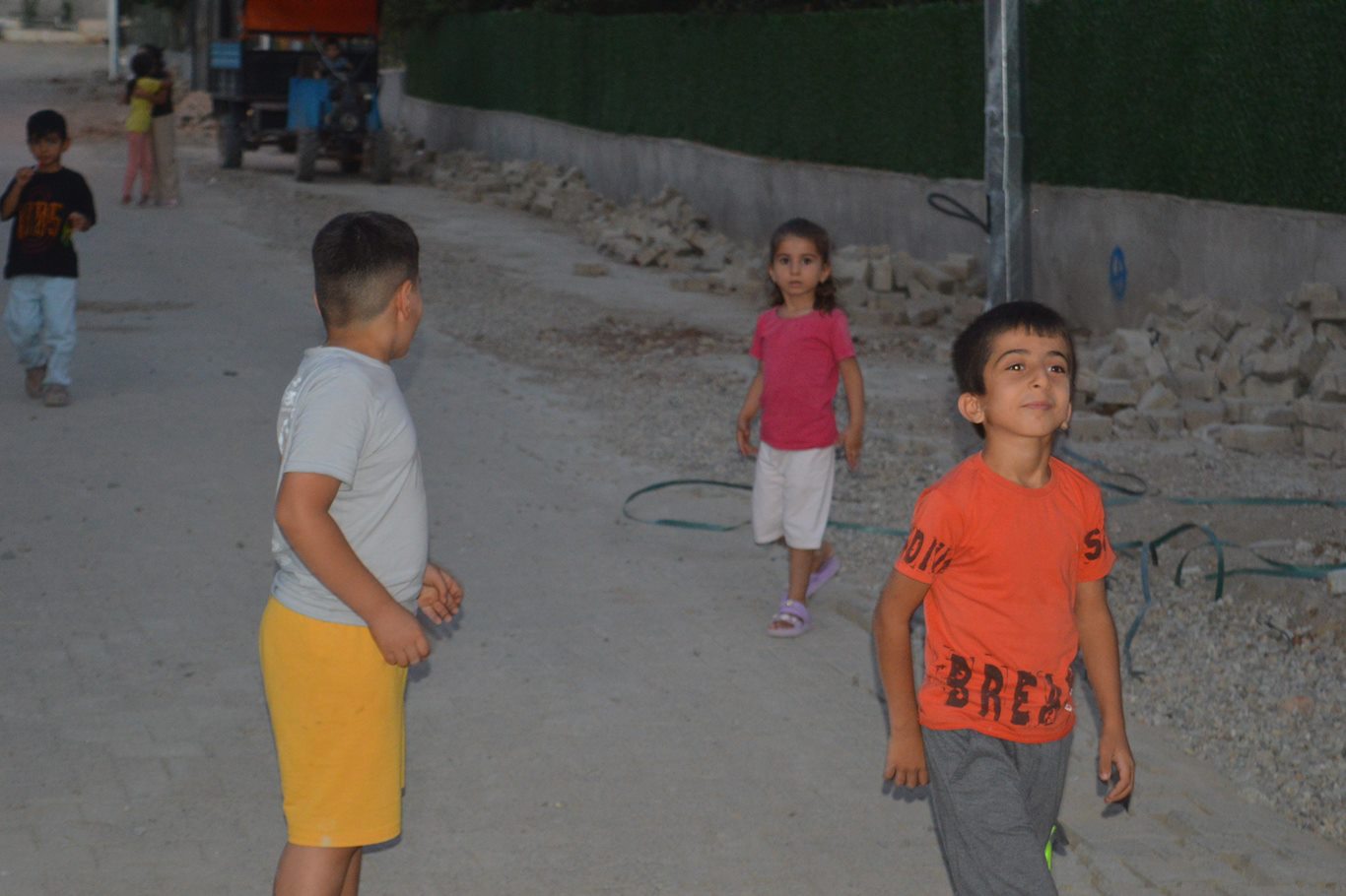 Şavuran Mahallesi’nde çocukların kullandığı park bakımsızlığıyla dikkat çekiyor
