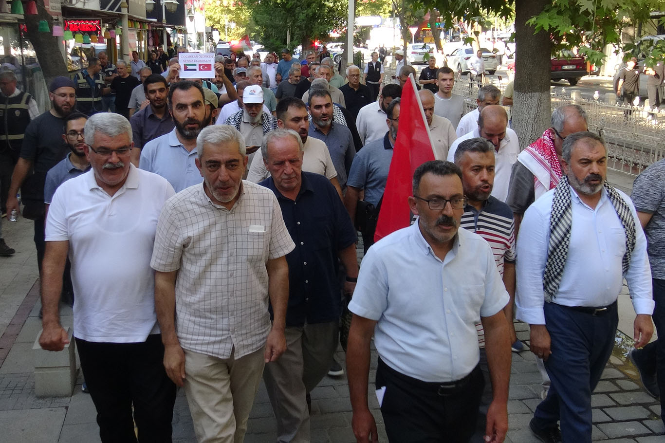 Malatya'dan Gazze'ye destek: İnsani yardım bir lütuf değil, evrensel bir haktır