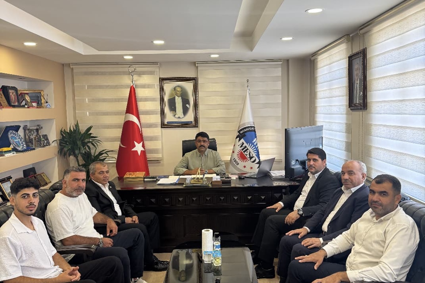 HÜDA PAR heyeti Manavgat'ta eğitimden sağlığa ilçenin sorunlarını dinledi