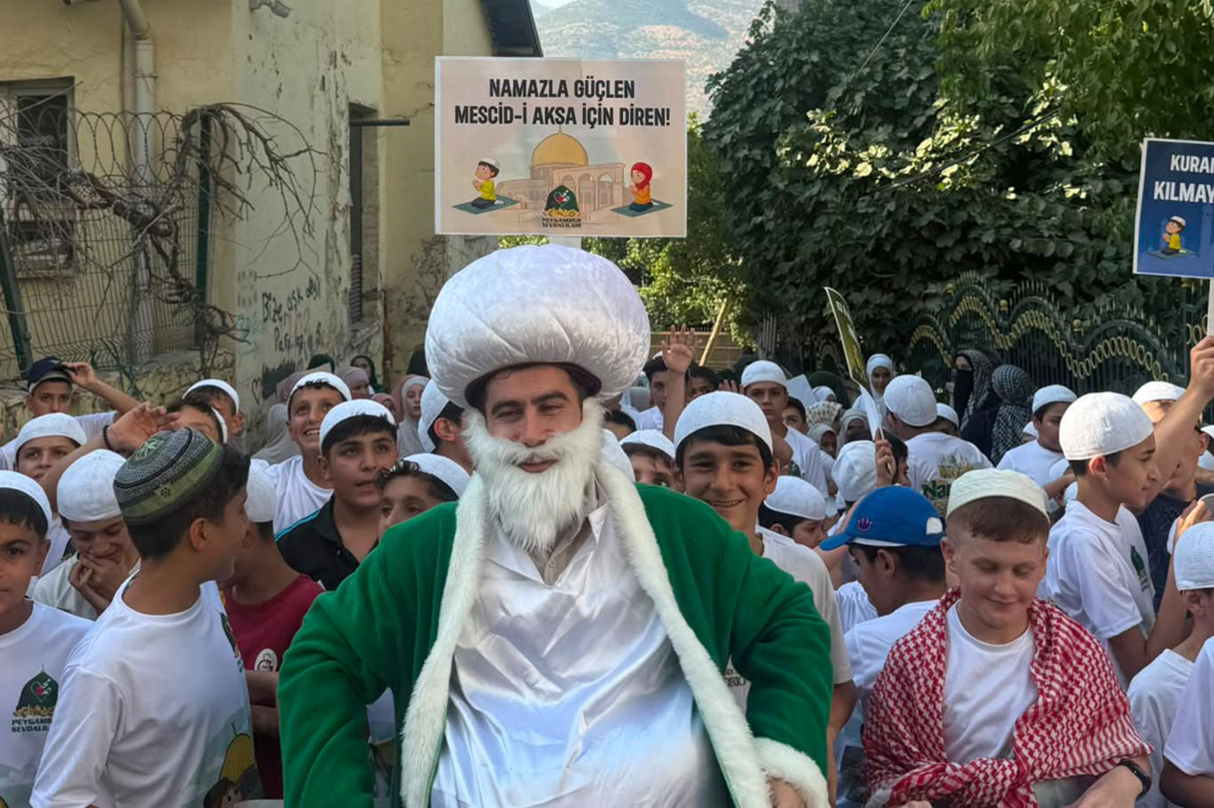Sason'da "Hayat Namazla Güzeldir" programı coşkuyla final yaptı