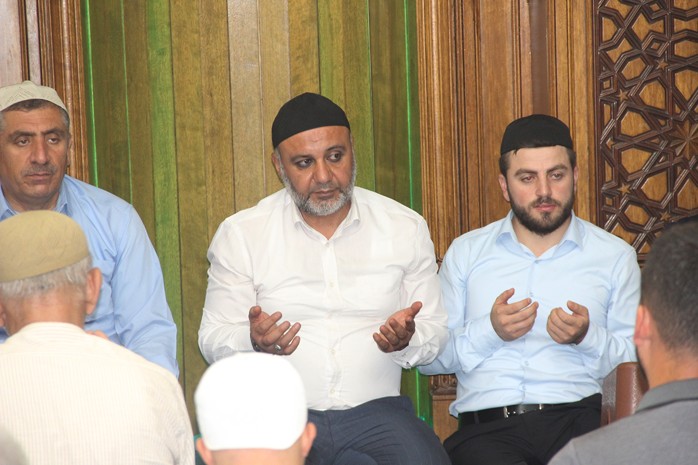 Mevlid Kandili Cizre'de dualarla idrak edildi