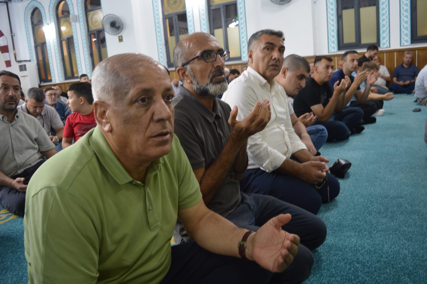 Siirt'te Mevlid Kandili'nde camiler dolup taştı