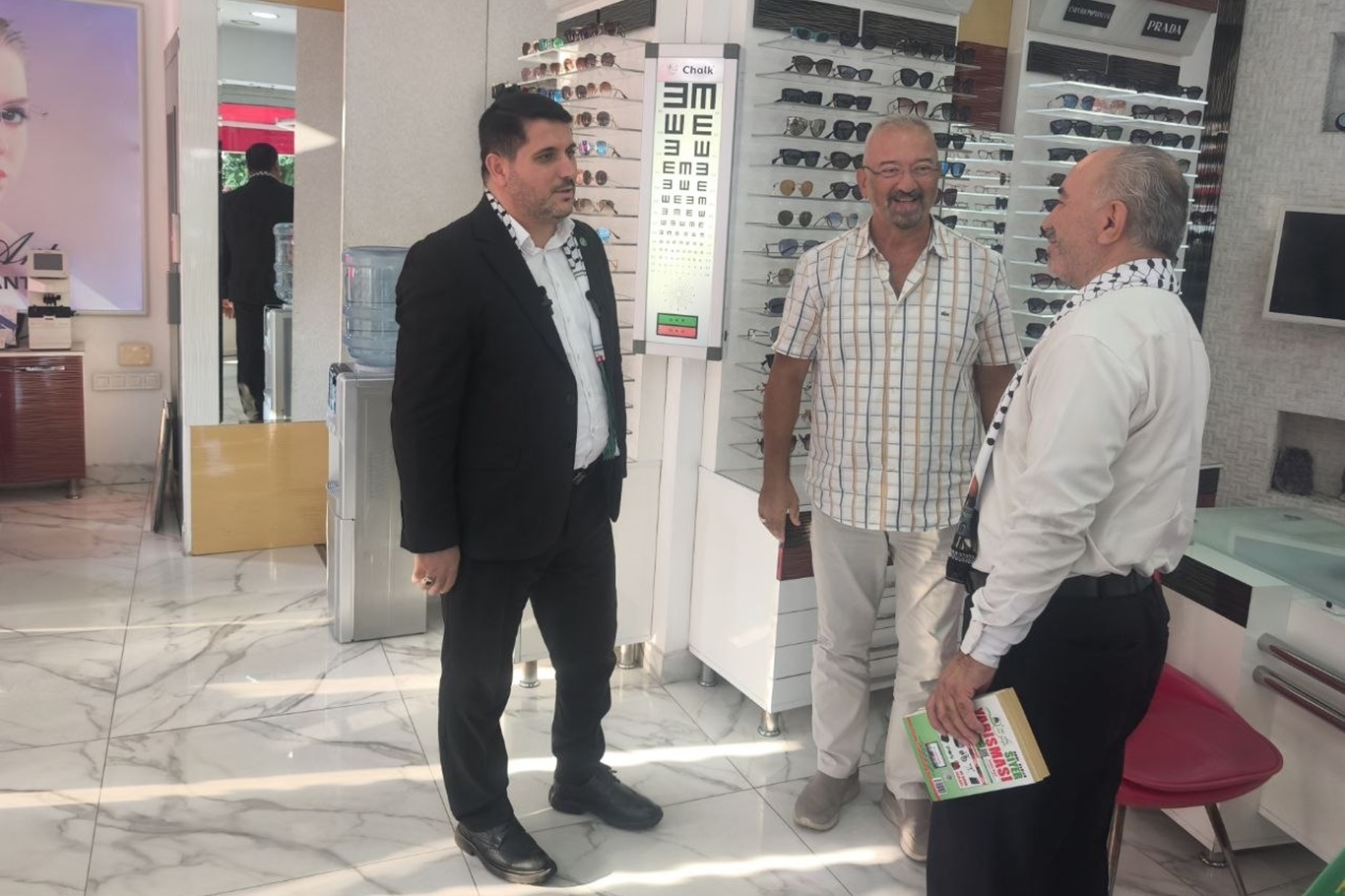 HÜDA PAR Antalya Teşkilatından Mevlid Kandili Haftasında esnaf ziyareti