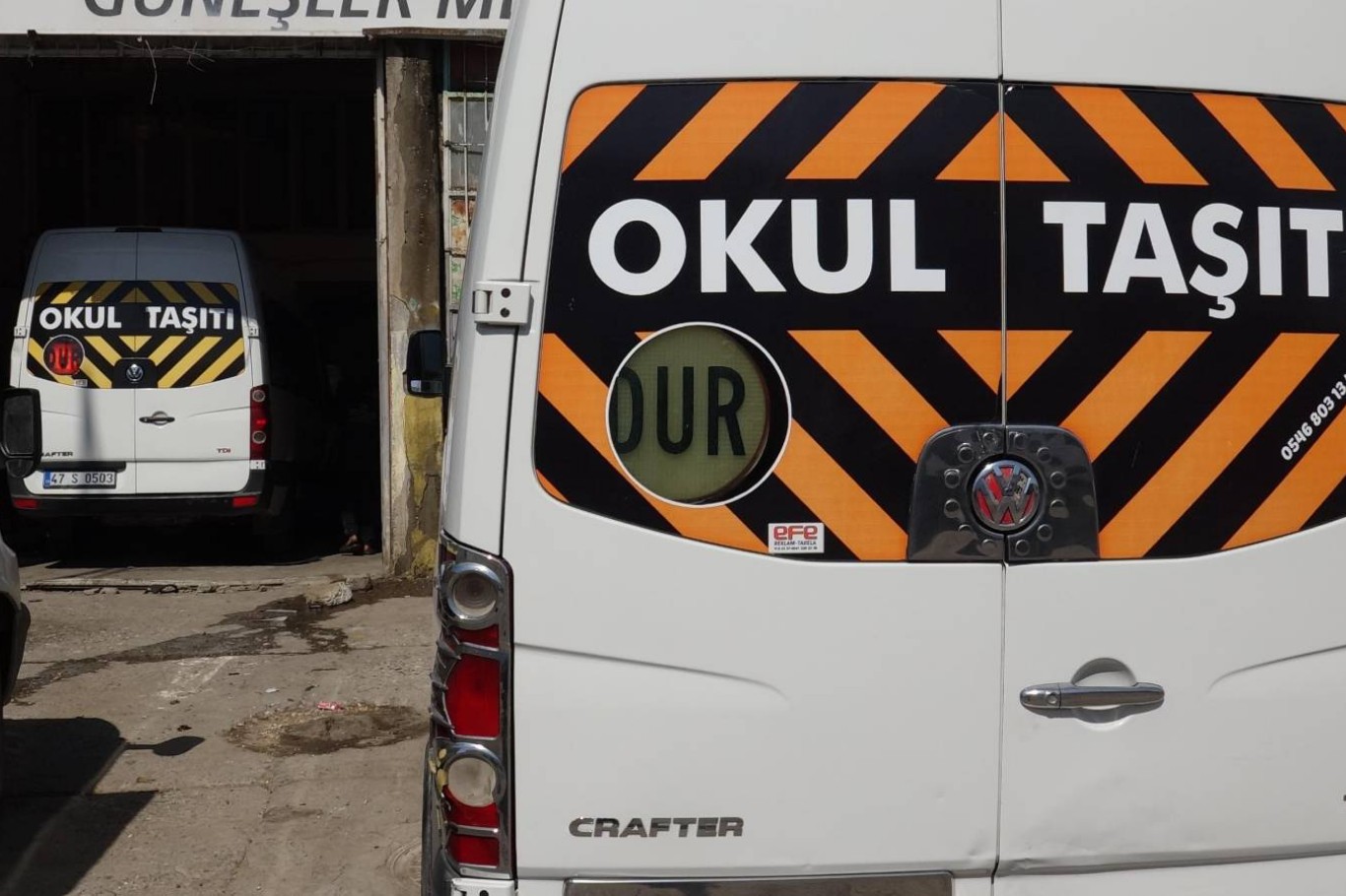 Mardin’de kavurucu sıcaklar araçları da vurdu: Hararet ve bozuk yollar sürücüleri sanayiye mahkum etti
