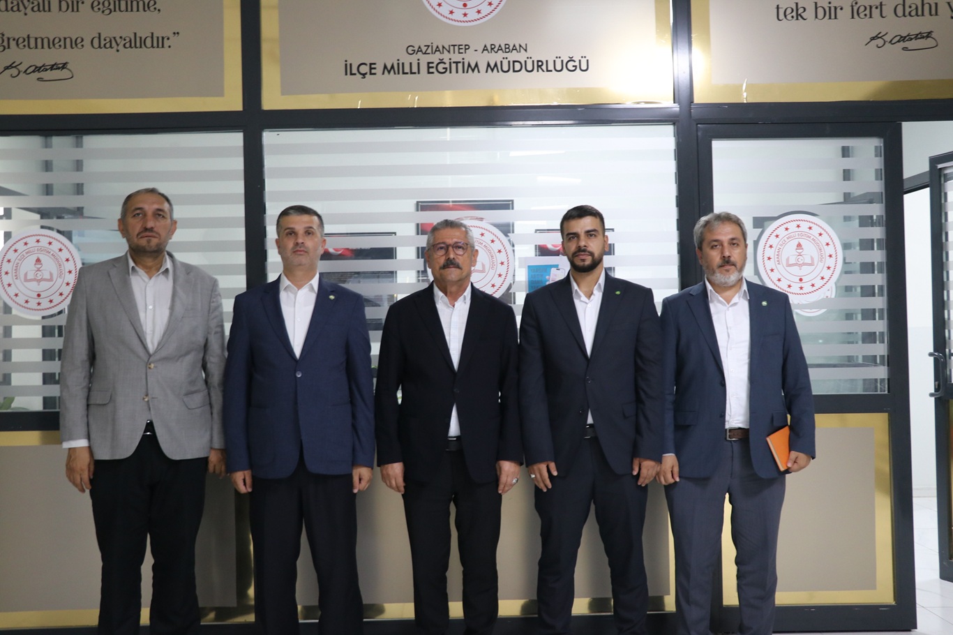 HÜDA PAR Gaziantep İl Başkanlığından Araban İlçe Milli Eğitim Müdürü'ne ziyaret