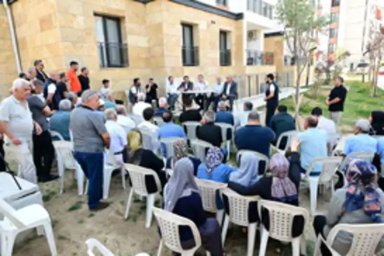 Deprem sonrası yenilenen Zafer Mahallesi'nde talepler dinlendi