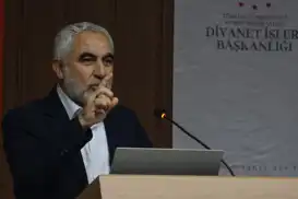 Prof. Dr. Ensari: Hayatımızın bütün alanlarında Peygamber Efendimizden örneklik görmeliyiz