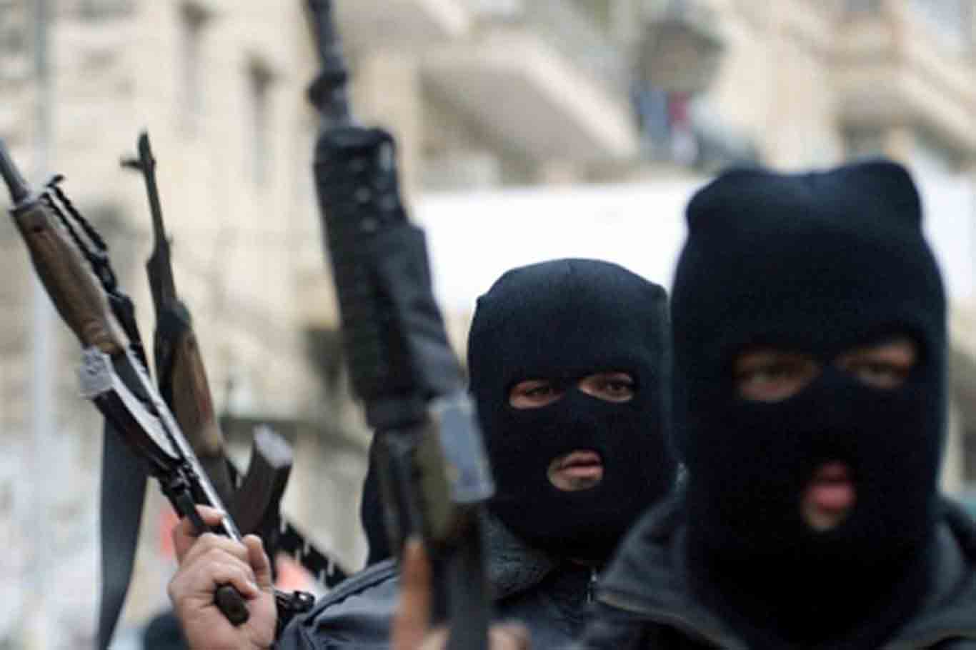 كمين لمجموعة متعاونة مع الاحتلال في غزة.. وقصف جوي ومدفعي لتأمين انسحابها