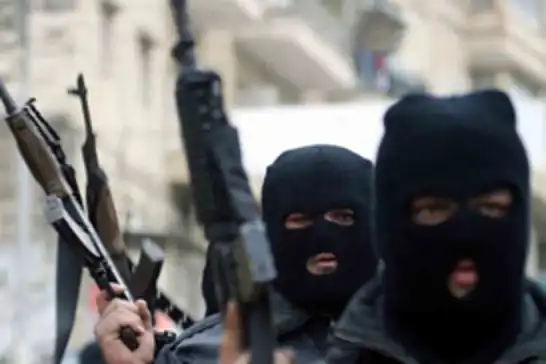 كمين لمجموعة متعاونة مع الاحتلال في غزة.. وقصف جوي ومدفعي لتأمين انسحابها
