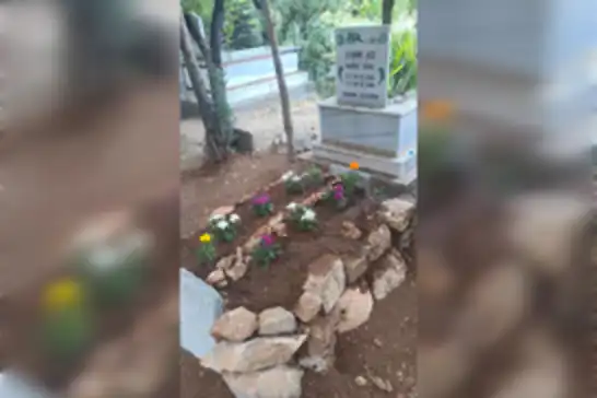 Araçta fenalaşıp hayatını kaybeden çocuk defnedildi