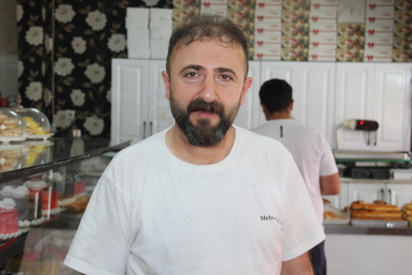 Pastanelerde yazın tatlı tüketiminin azalmasıyla işler durma noktasına geldi: Esnaf artan maliyetlerden de dertli