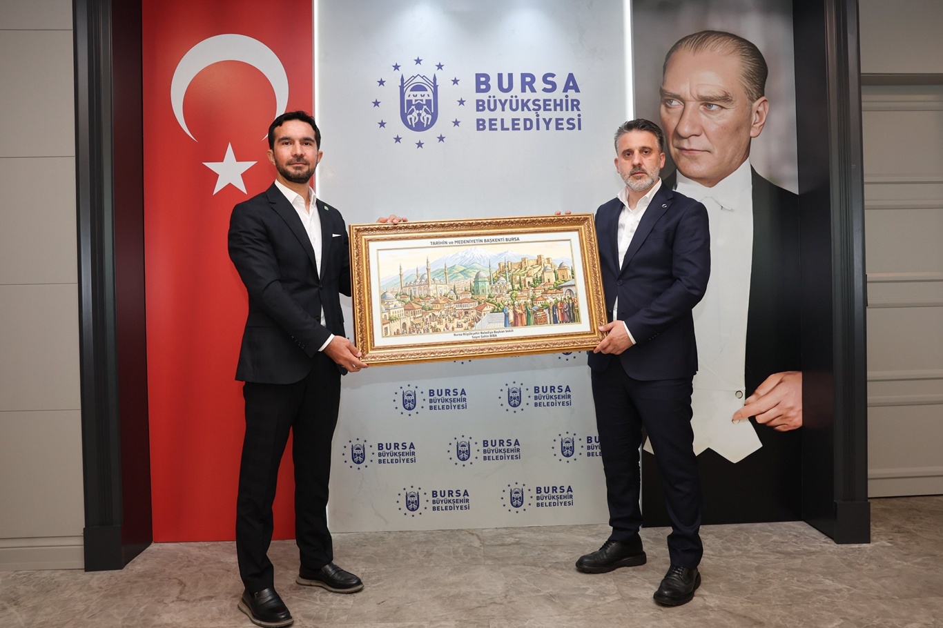 HÜDA PAR Bursa İl Başkanlığı’ndan Bursa Büyükşehir Belediyesine ziyaret