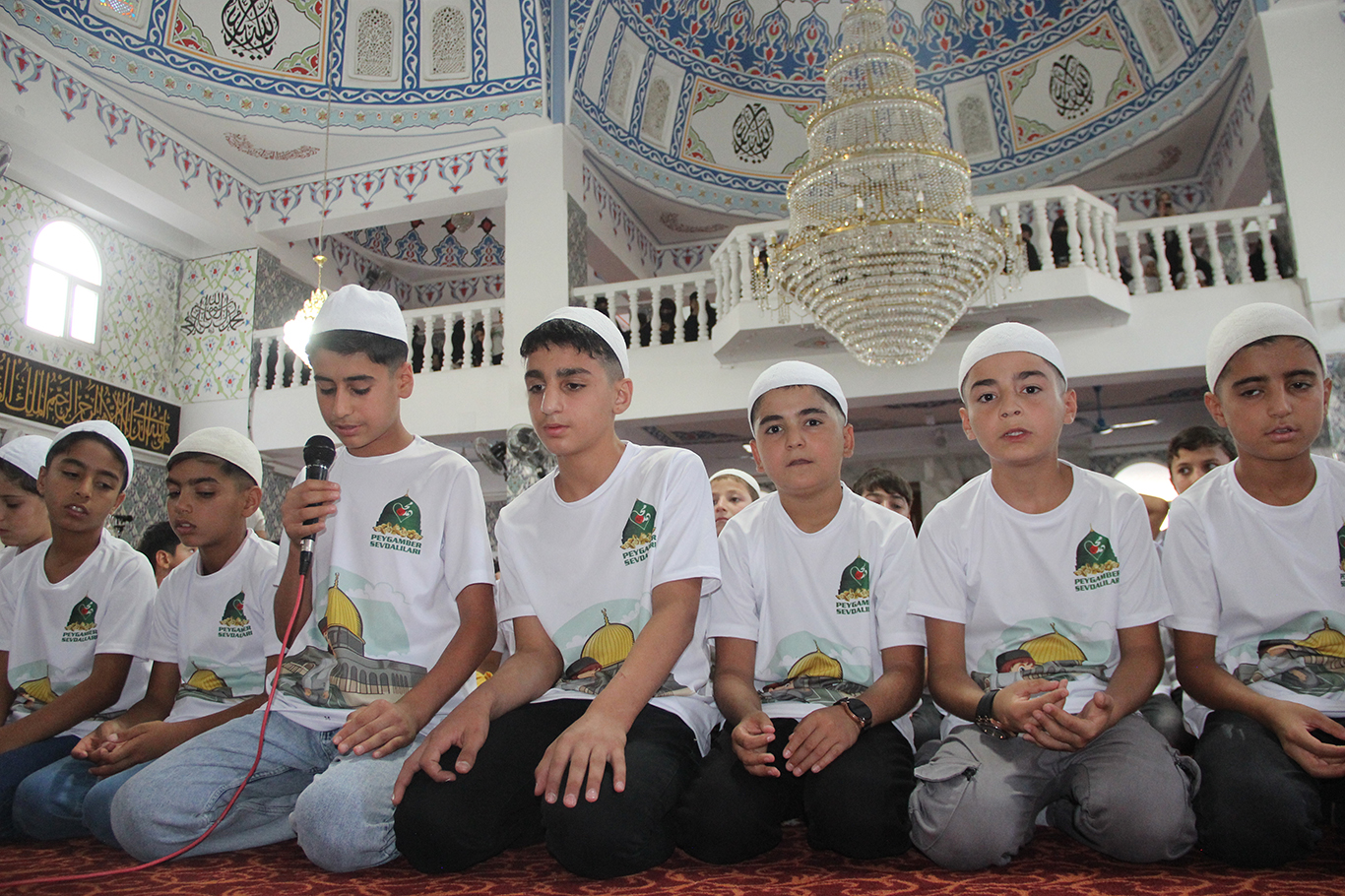 CİZRE’DE YÜZLERCE ÇOCUK "HAYAT NAMAZLA GÜZELDİR" MESAJIYLA YÜRÜDÜ