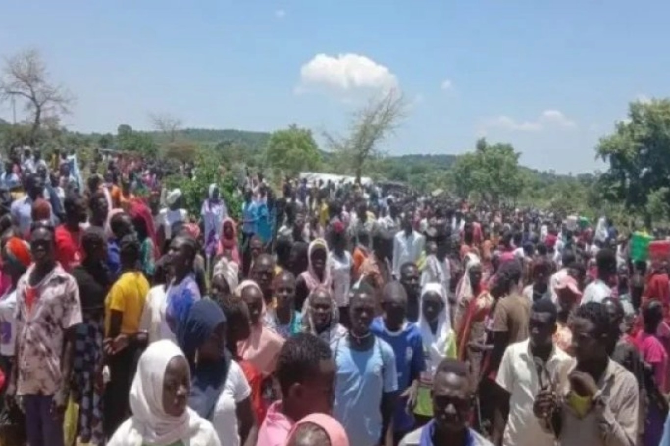 السودان..مسيرة حاشدة للسلام في "كاودا" للمطالبة بوقف القتال وحماية المدنيين