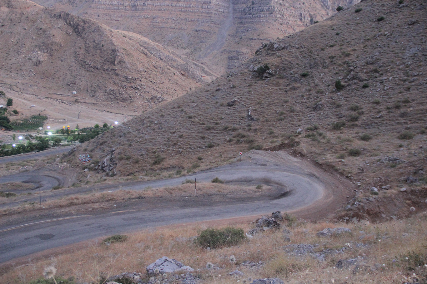 HÜDA PAR MİLLETVEKİLİ DEMİR, TANİN GEÇİDİ'NDEKİ TEHLİKEYE DİKKAT ÇEKTİ
