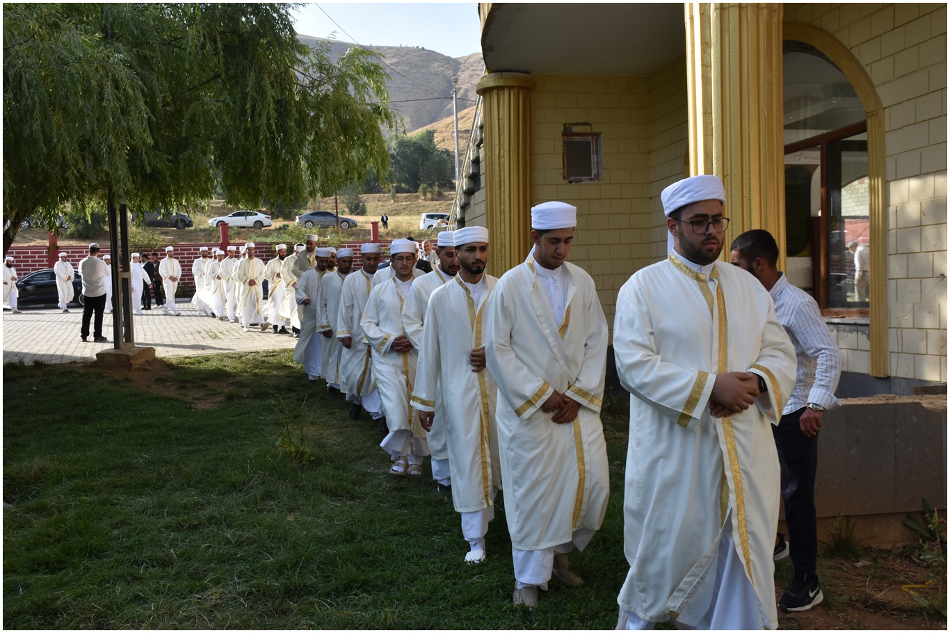 Bitlis’te ilimlerini tamamlayan  54 alim ve hafıza icazet verildi
