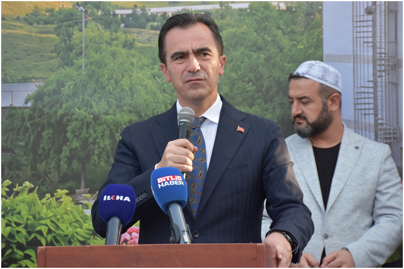Bitlis’te ilimlerini tamamlayan  54 alim ve hafıza icazet verildi