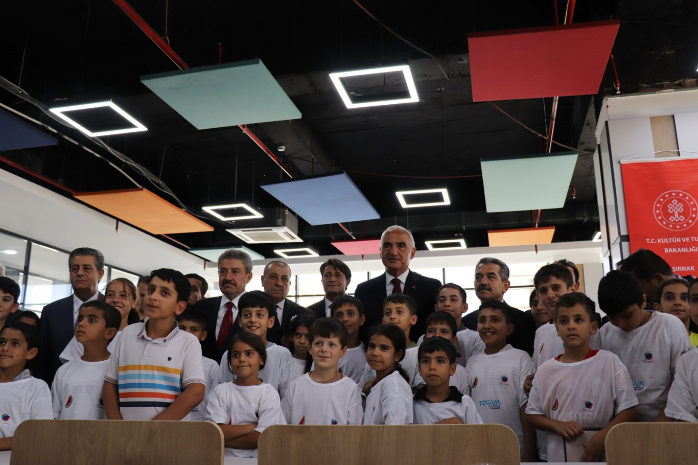 Kültür ve Turizm Bakanı Ersoy, Şırnak’ta kütüphane ve Kültür ve Turizm Müdürlüğü hizmet binası açılışını gerçekleştirdi