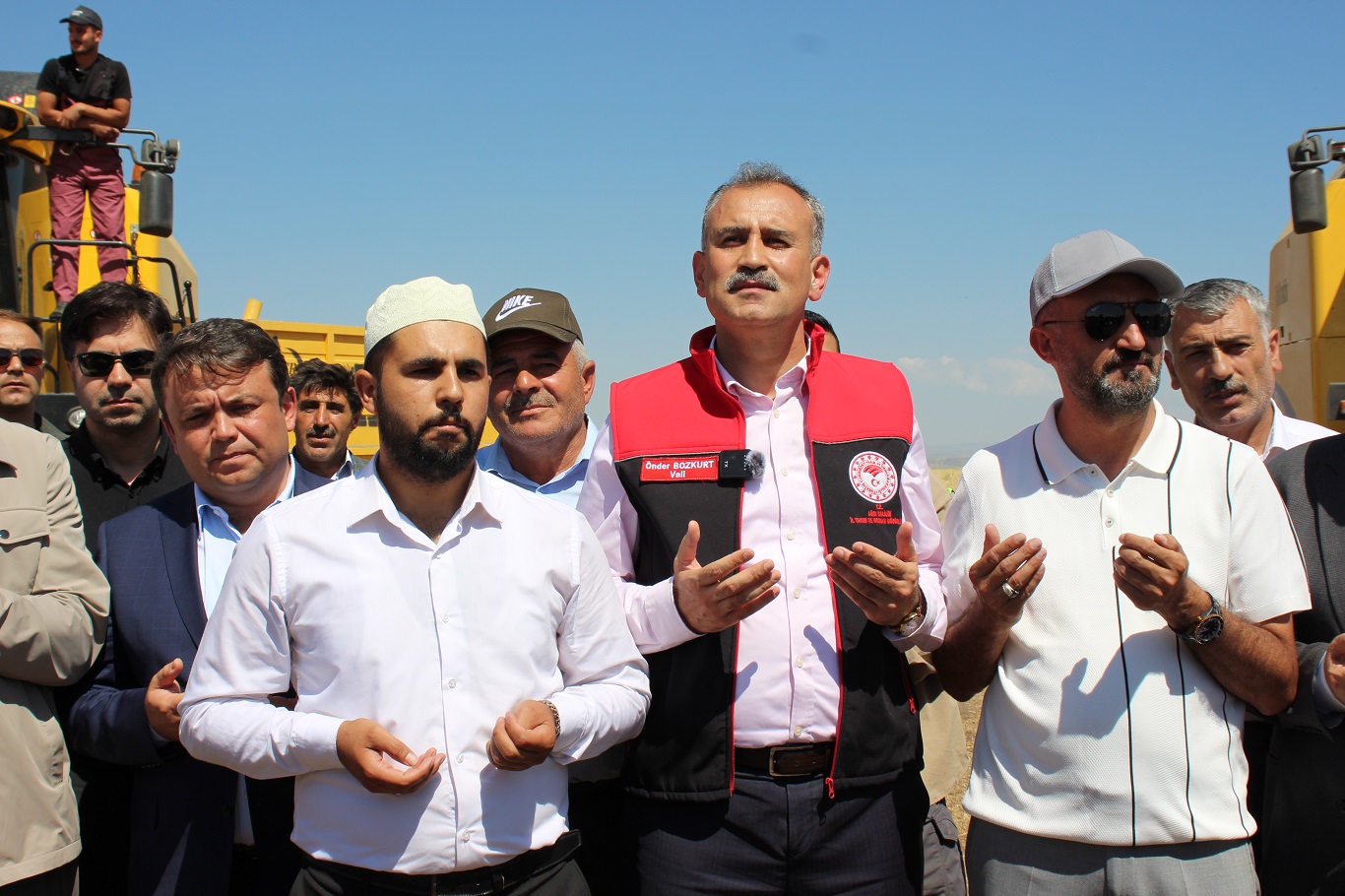 Ağrı'da hububat hasadı törenle başladı