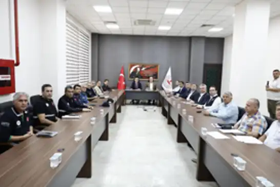 Yangın bölgelerindeki çalışmalar koordinasyon toplantısında değerlendirildi