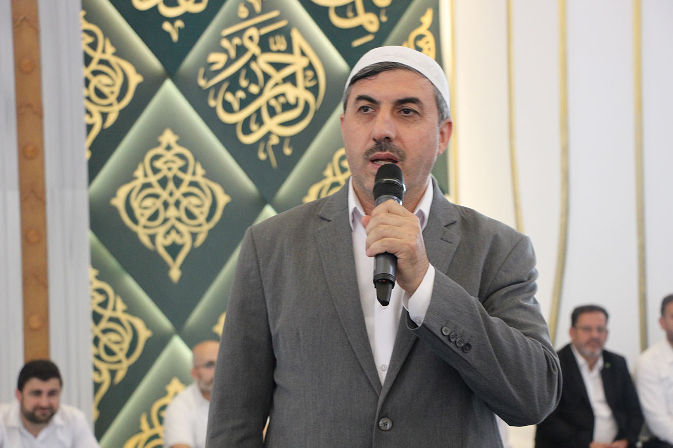Yaçin: Çocuklar camiler ve Kur'an kurslarıyla bağlarını sürdürmeli