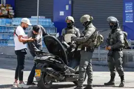 16 Palestinians injured in Israeli assault on Qalandia refugee camp
