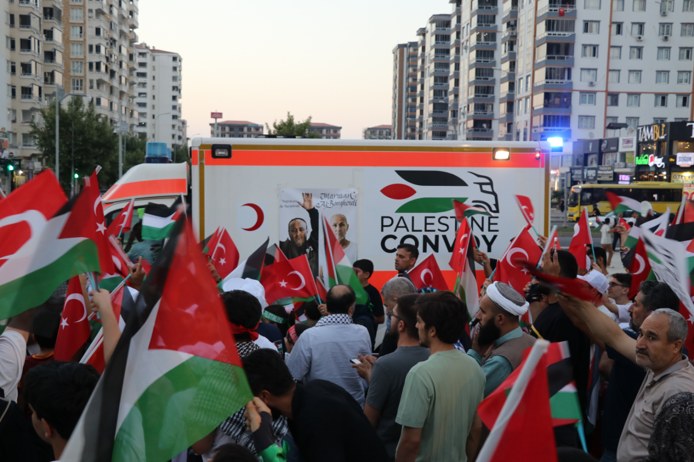 Uluslararası Filistin Vicdan Konvoyu Gaziantep'te mitingle karşılandı