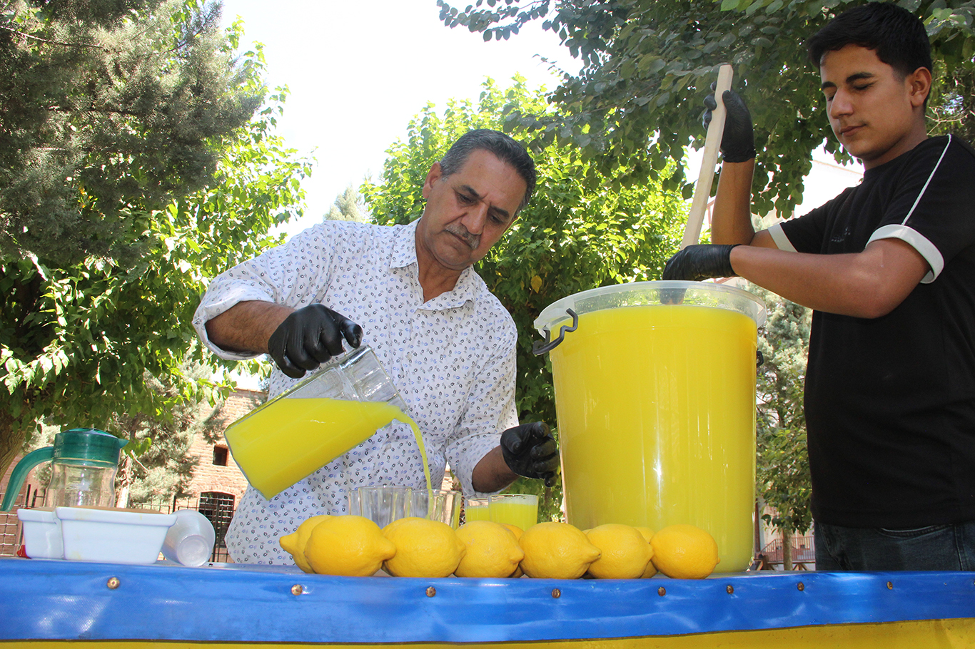CİZRE SICAKLIĞININ ASIRLIK SERİNLİĞİ: TESCİLLİ CİZRE LİMONATASI