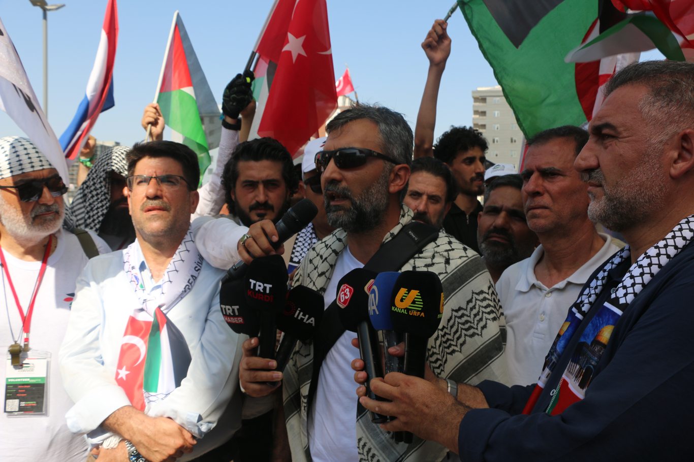 Uluslararası Filistin Konvoyu Şanlıurfa’da karşılandı