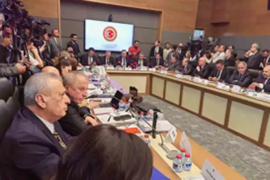 "Terörsüz Türkiye" yasa teklifi Komisyon'dan geçti