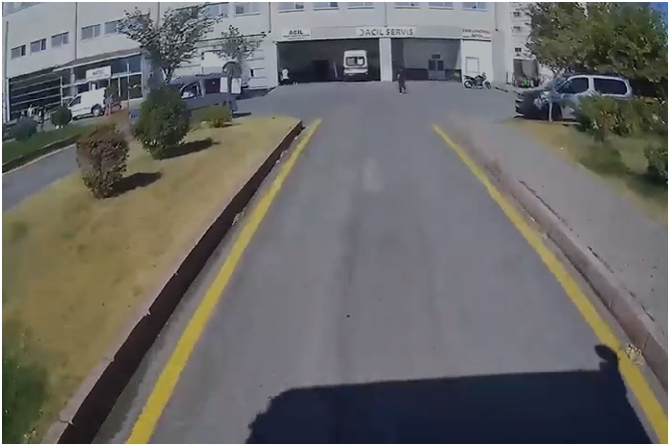 MOTAŞ şoförü fenalaşan yolcuyu hastaneye yetiştirdi