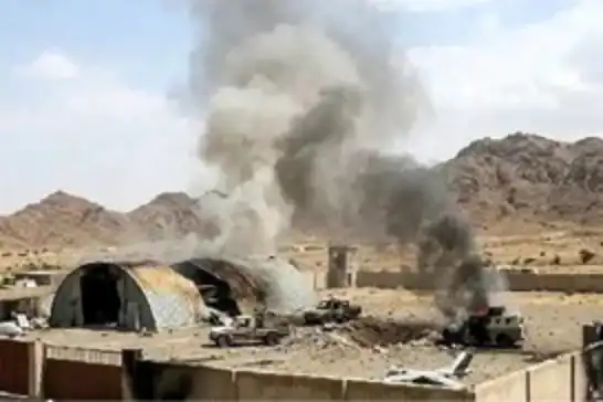 Hêzên Ensarullahê li Yemenê êrîşî baregehên Siûdî kirin