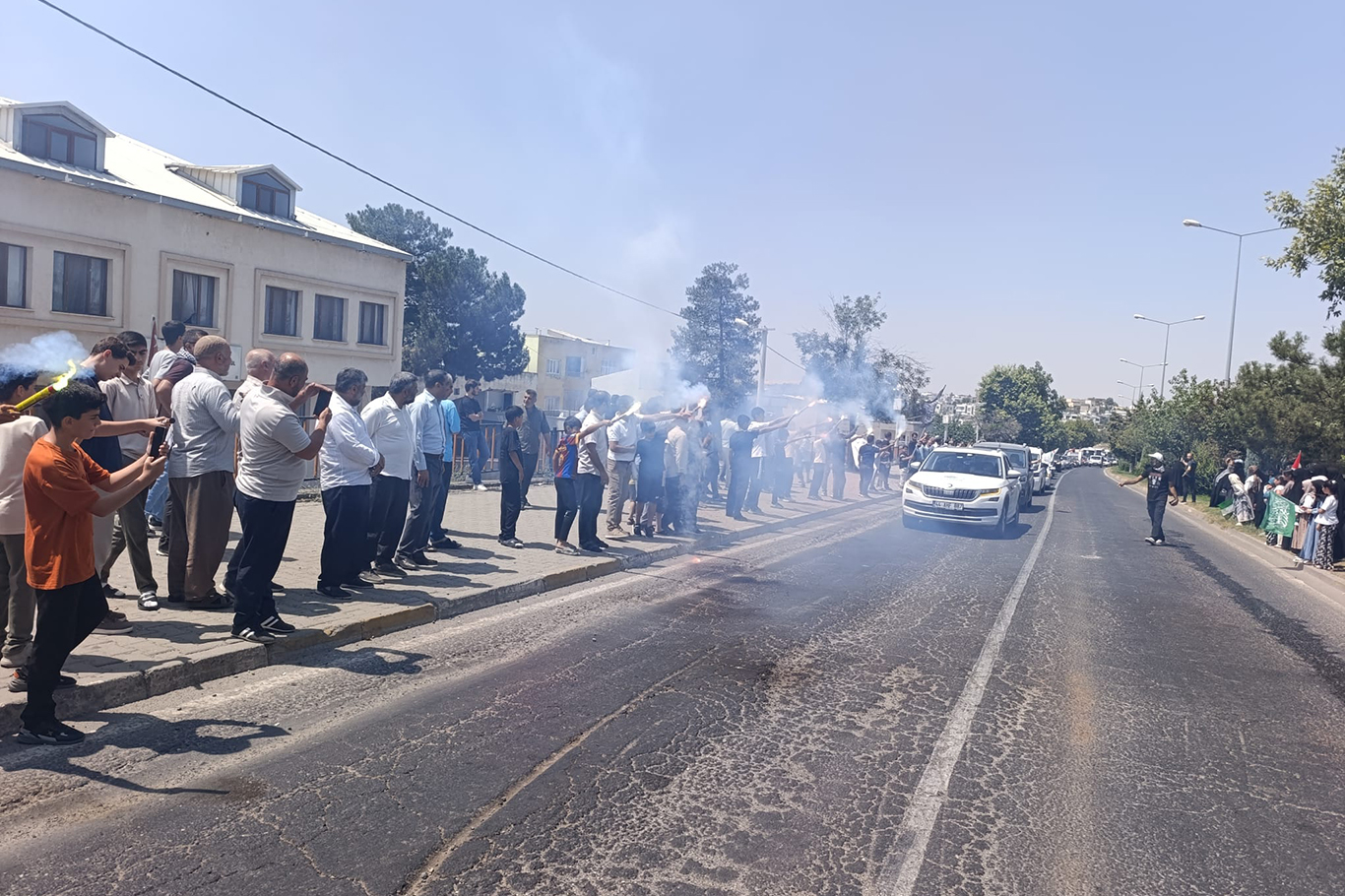 Filistin Konvoyu Çınar'da yoğun katılım ile karşılandı