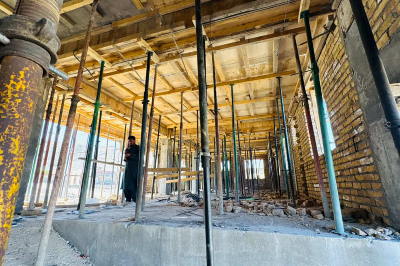 Weqfa Êtîman li Efxenistanê ji bo zarokên êtîm projeyek mezin dide destpêkirin