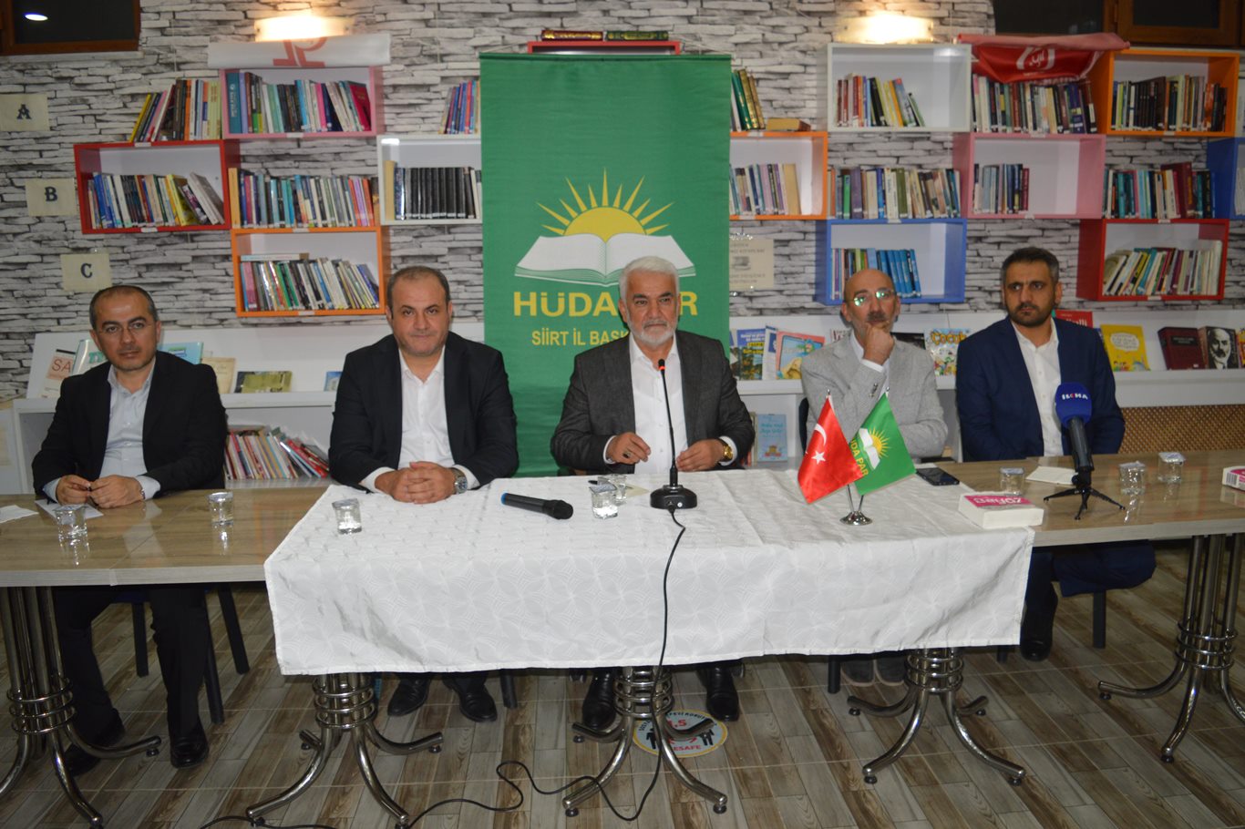 Yapıcıoğlu: Siyaset millete hizmet ve Allah’ın rızasını kazanma aracıdır
