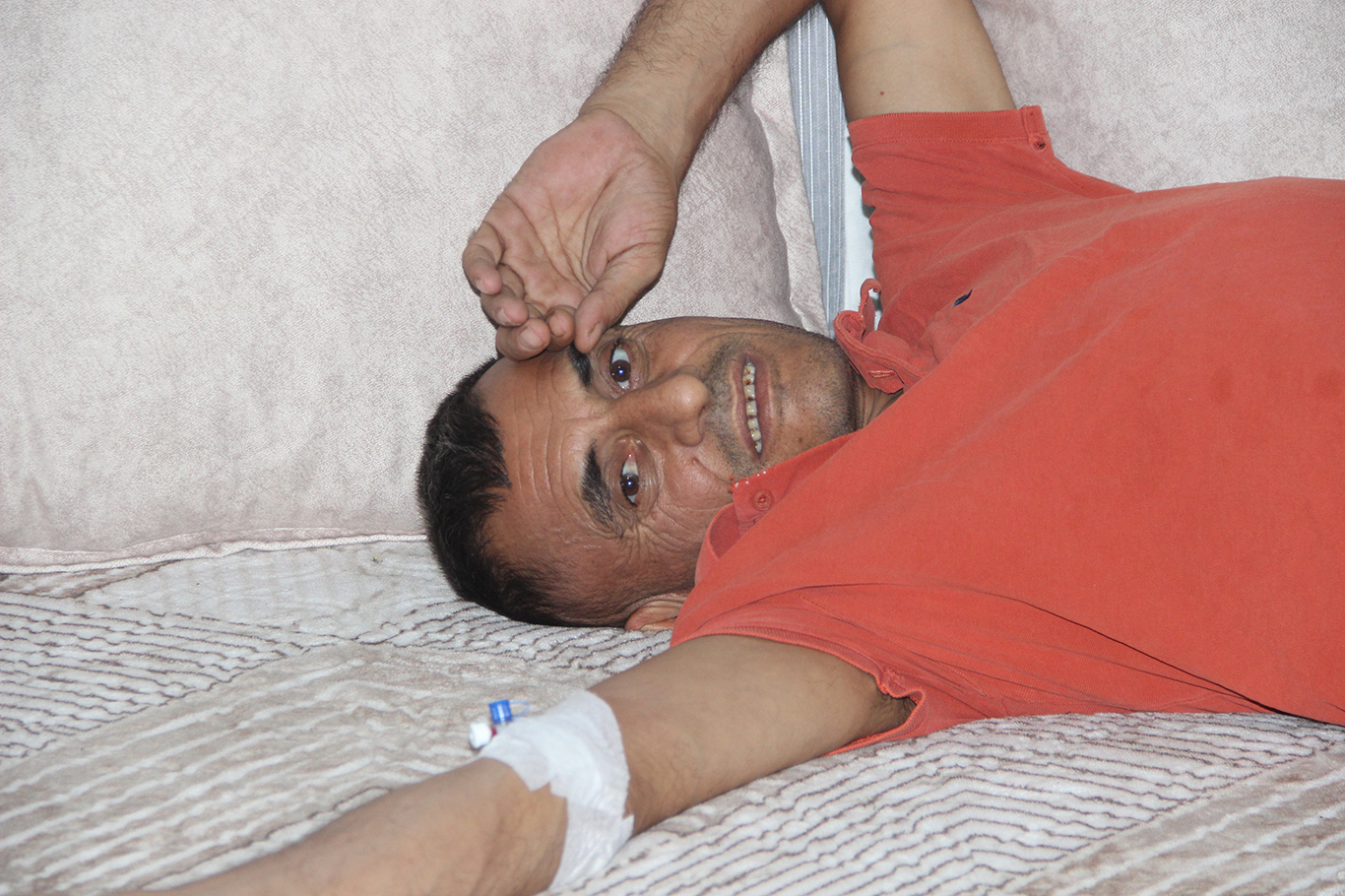 TEDAVİ İÇİN BİRİKTİRDİĞİ ALTINLAR HIRSIZLARIN HEDEFİ OLDU