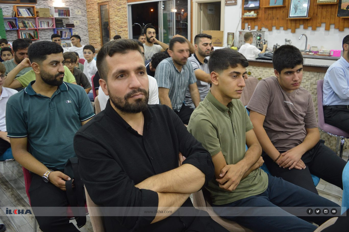 HÜDA PAR Chairman shares political and moral lessons with young people at Siirt meeting