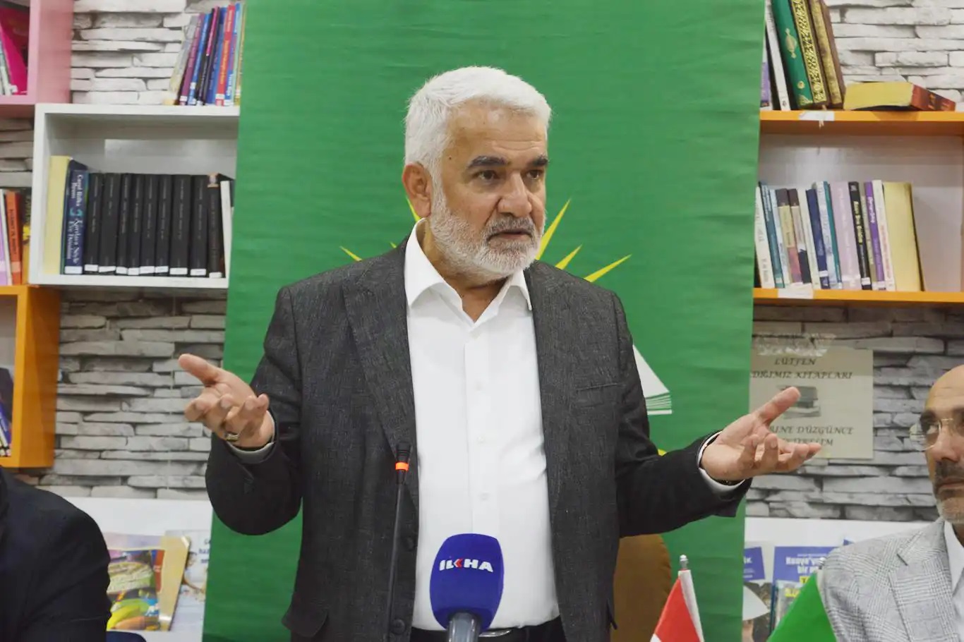 Yapicioglu: Sîyaset ji bo xizmetkirina milet û bidestxistina kerema Xwedê amûrek e