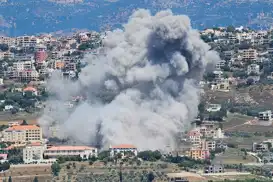 İşgal rejimi Lübnan'ın güneyini bombaladı