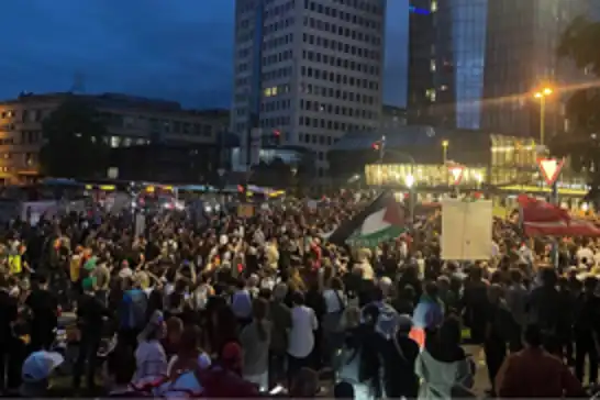 Slovenyalılar, ülkelerinde işgal elçiliğinin açılmasını protesto etti