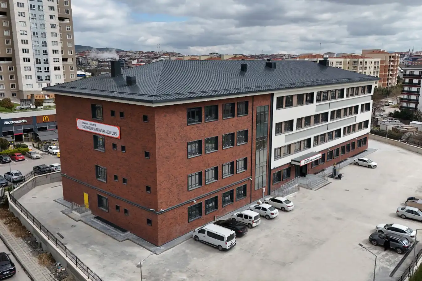 İstanbul yeni eğitim öğretim yılına 83 yeni okulla başlıyor