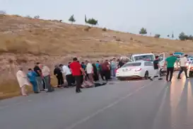 Gaziantep'te iki aracın çarpıştığı kazada 3 kişi yaralandı