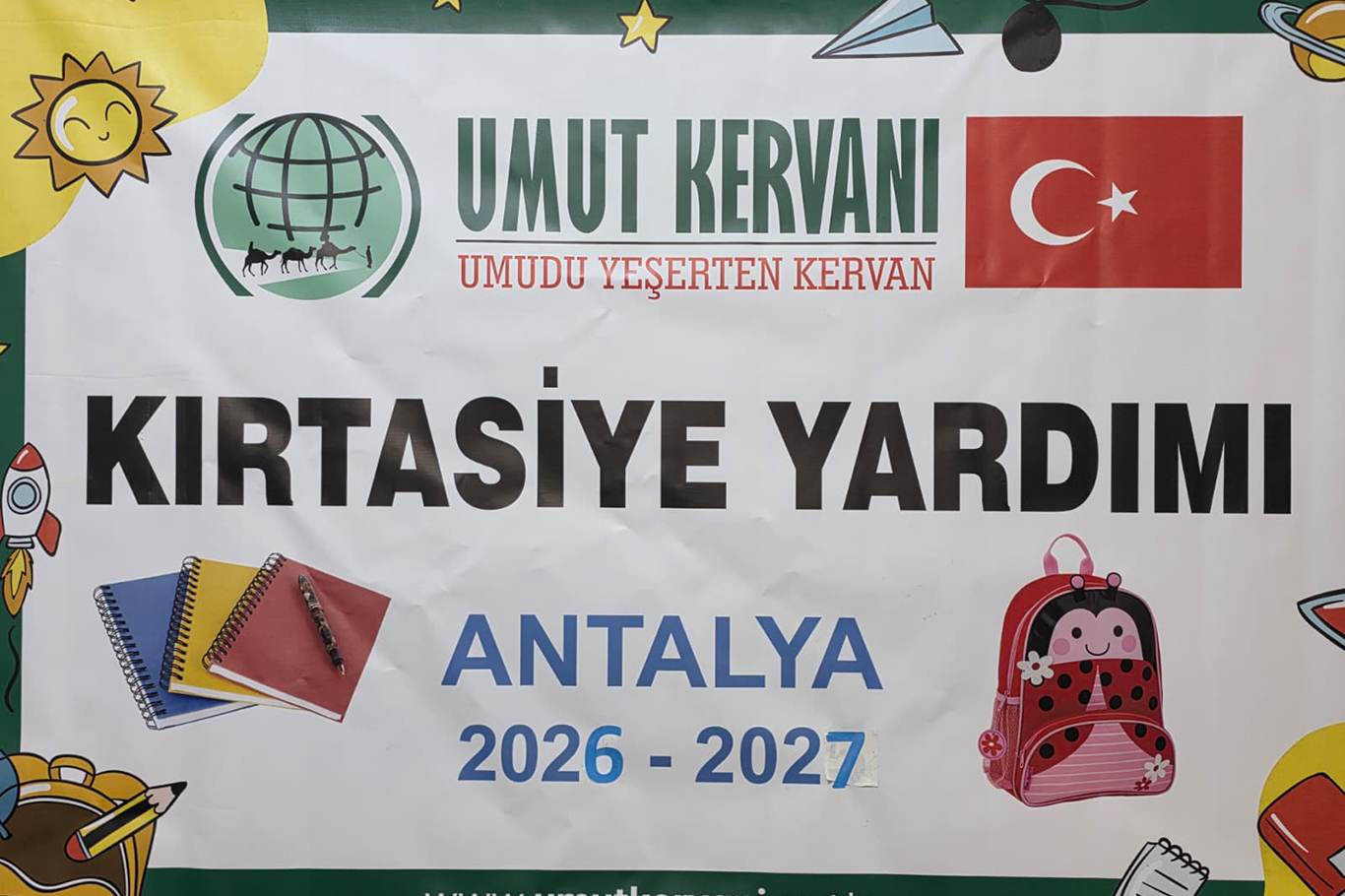  Antalya Umut Kervanı’ndan 100 çocuğa kırtasiye desteği