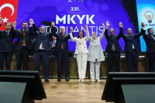 4 belediye başkanı AK Parti'ye katıldı
