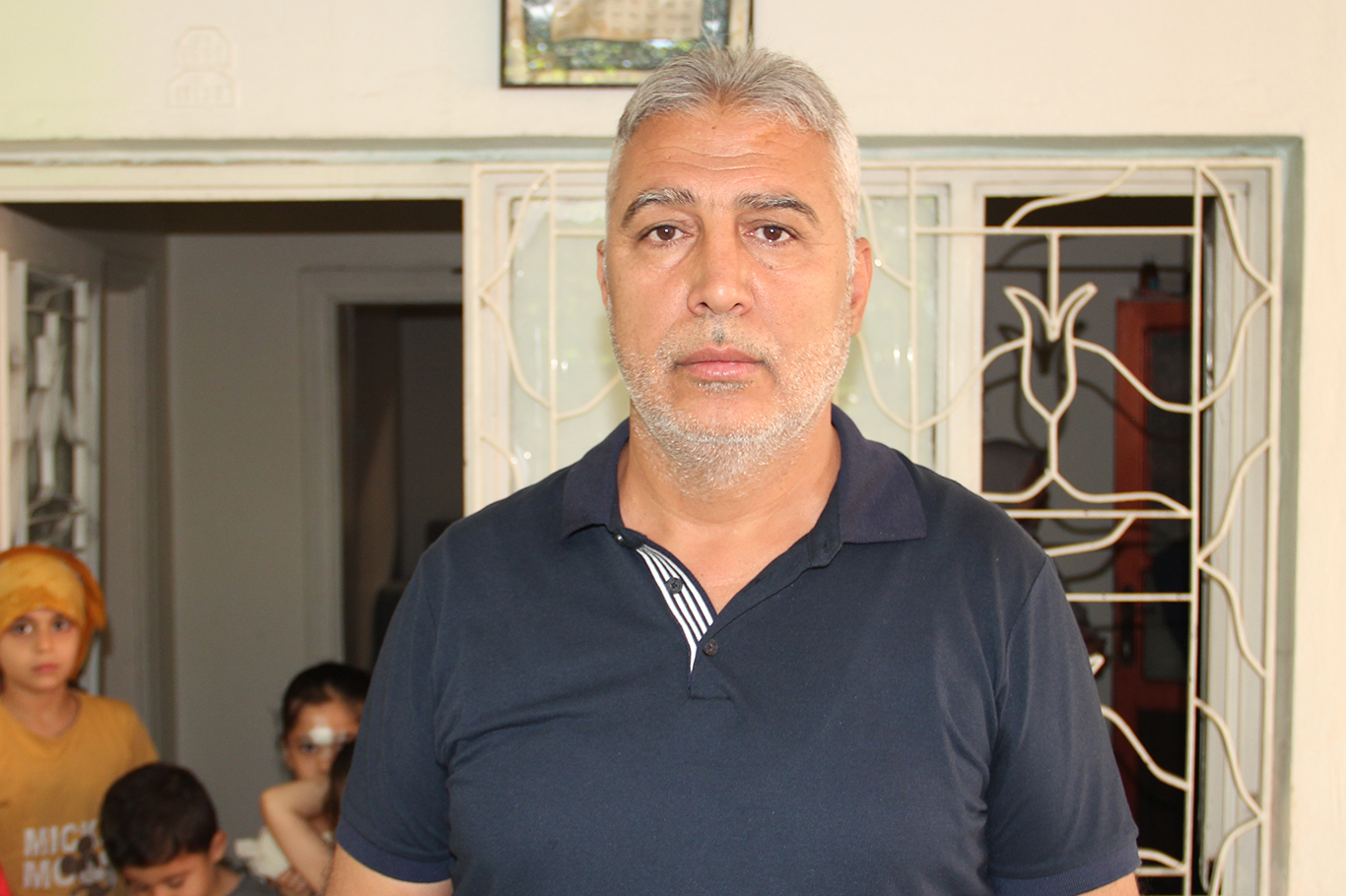 Günlerdir elektrikleri kesilen 5 çocuklu aileden yetkililere yardım çağrısı