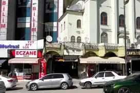 Malatya'da 3 yıldır tartışılan Tekke Camii çevresindeki iş yerleri mühürlendi