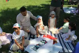 Hundreds of children in Diyarbakır fly kites in solidarity with Gaza